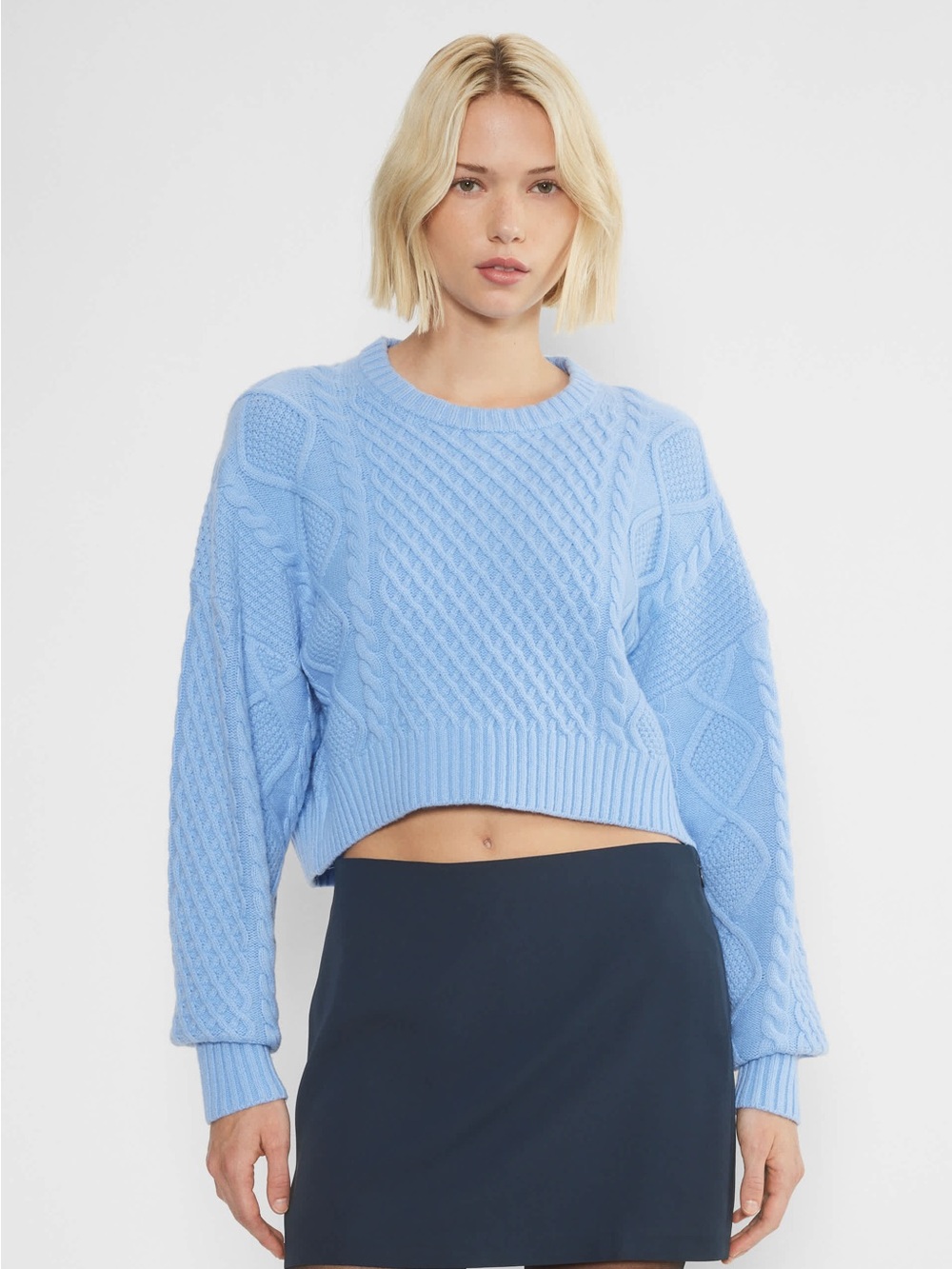 Aritzia Sunday Best Peggy Cropped Sweater Large